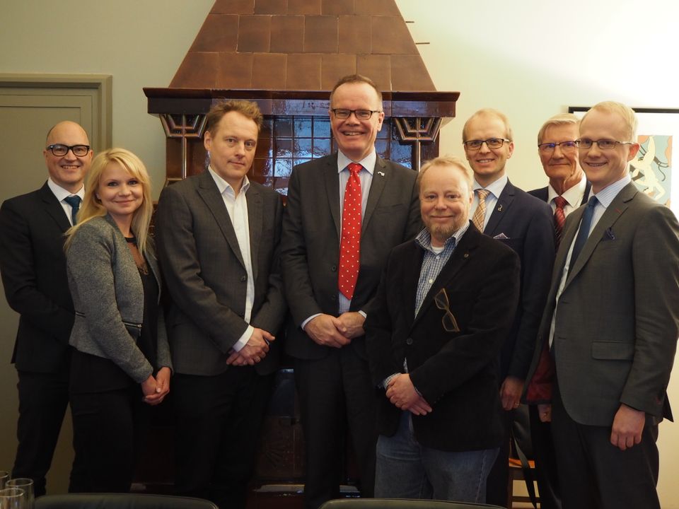 75238764-1aa0-4409-b6a9-c73496ec7c4d-w_960